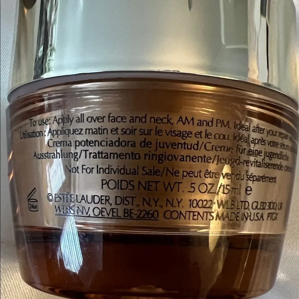 Estée Lauder Gold Revitalizing Supreme + Youth Power Creme Set of 2 - .5 Oz each - Picture 3 of 7